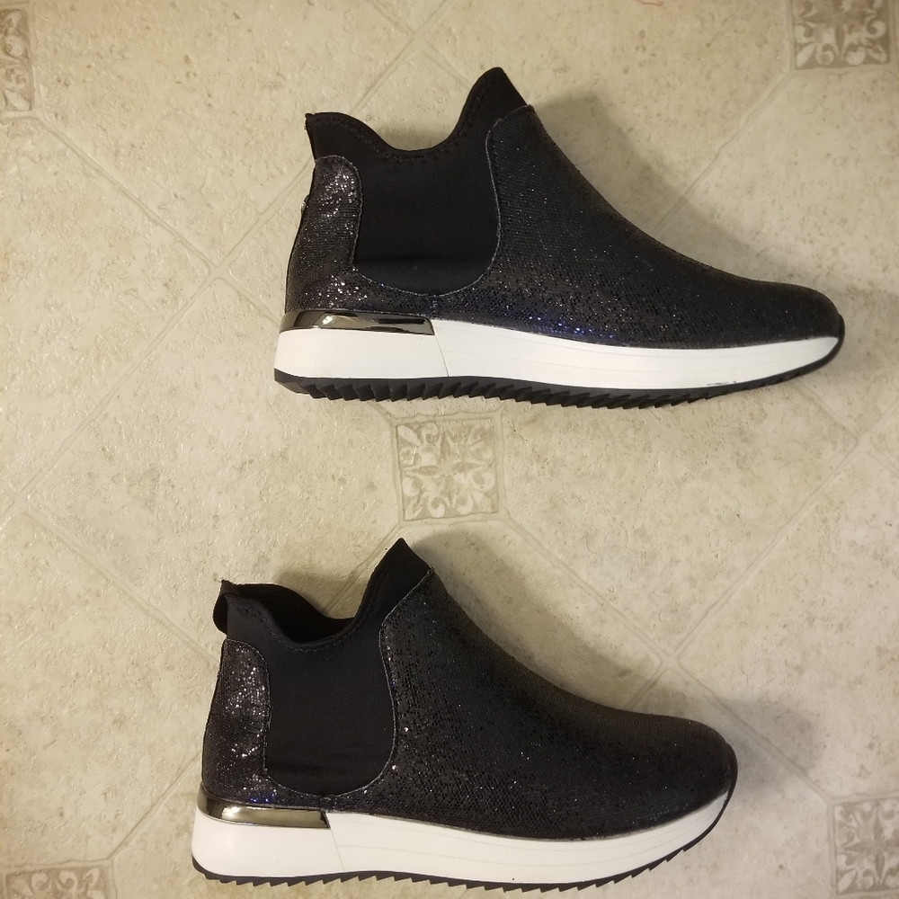 Kenneth Cole Cameron Chelsea Jogger Sneakers